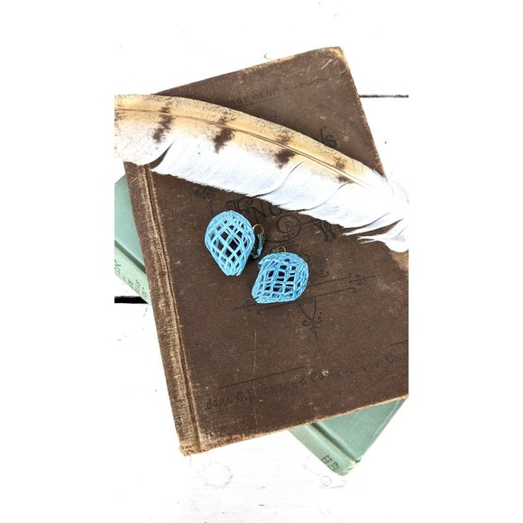 Vintage turquoise blue open metal tear drop clip earrings - Picture 1 of 4